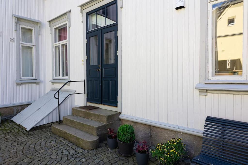 Large, Quiet And Centrally Located Apartment Fredrikstad Exterior photo